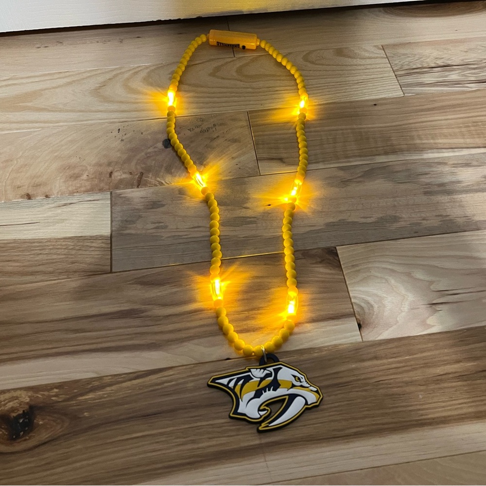 NHL Nashville Predators Yellow Beaded Necklace with Light-Up Feature